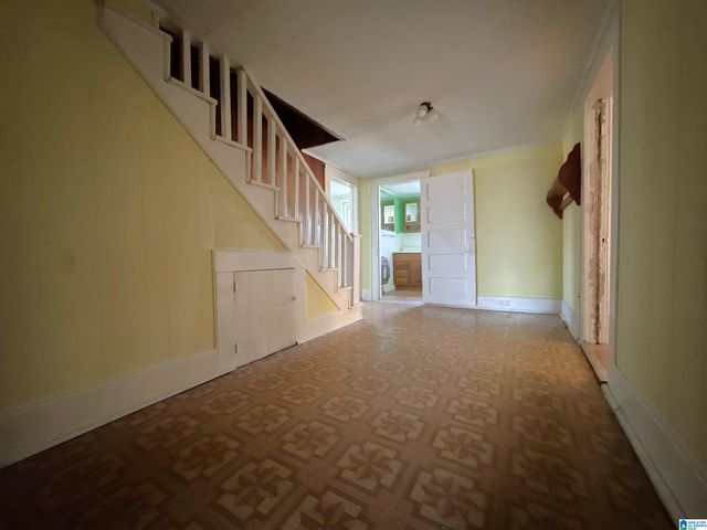 203 3RD STREET SE, Aliceville, AL 35442