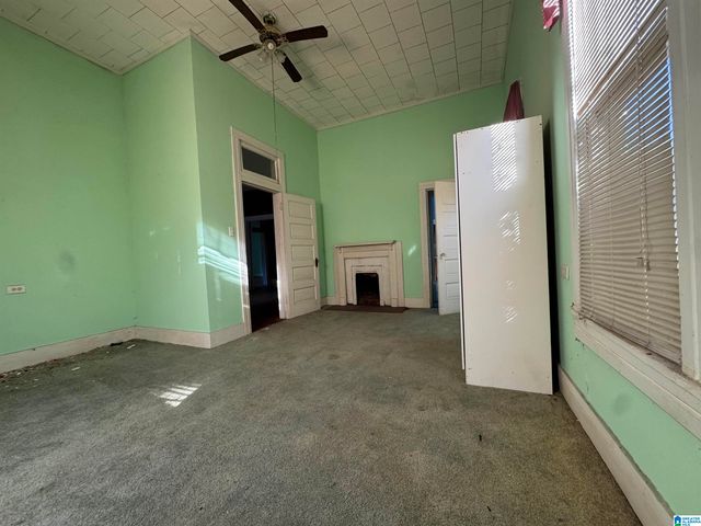 203 3RD STREET SE, Aliceville, AL 35442