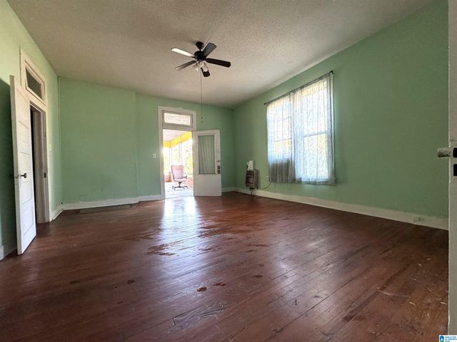 203 3RD STREET SE, Aliceville, AL 35442