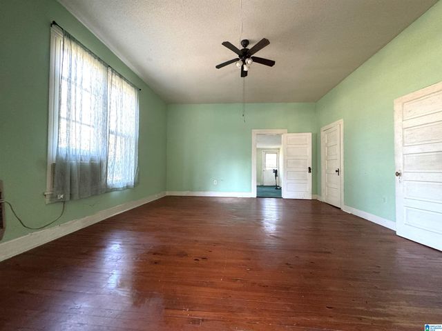 203 3RD STREET SE, Aliceville, AL 35442