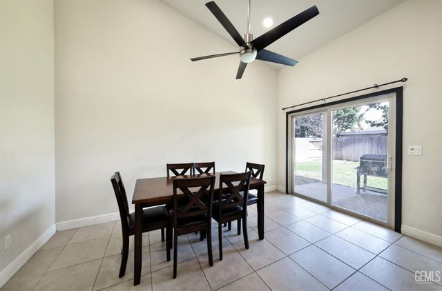 5413 Rivulet Run Court, Bakersfield, CA 93313