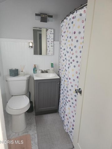 4652 Commonwealth Avenue, Toledo, OH 43612