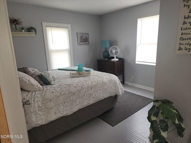 4652 Commonwealth Avenue, Toledo, OH 43612