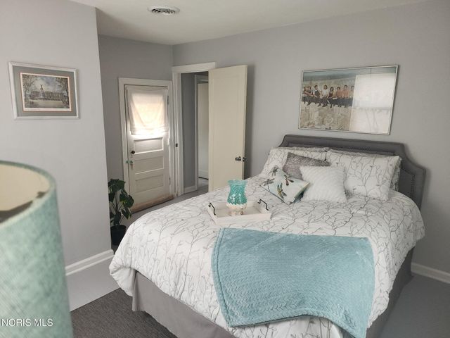 4652 Commonwealth Avenue, Toledo, OH 43612