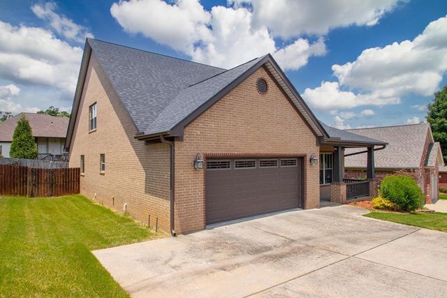7413 PEACH BLOSSOM, Benton, AR 72019