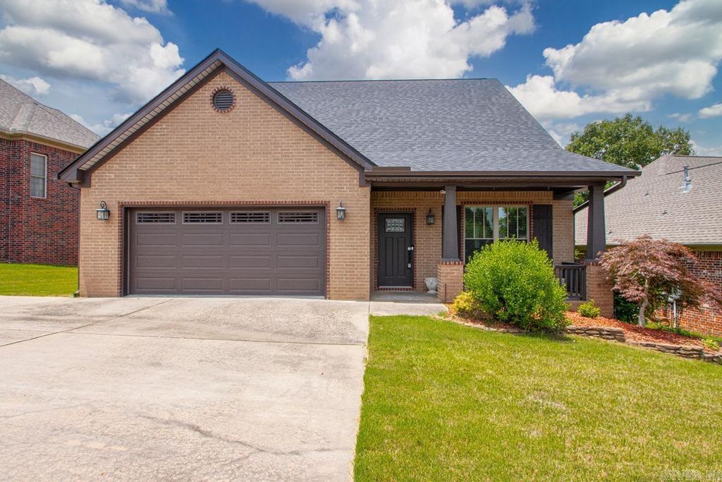 7413 PEACH BLOSSOM, Benton, AR 72019