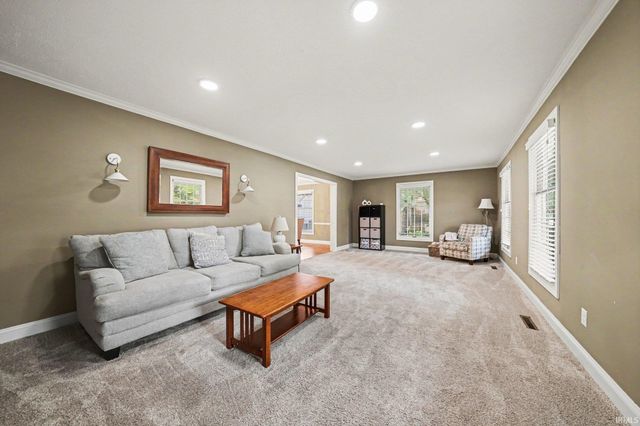 15190 Durham Way, Granger, IN 46530