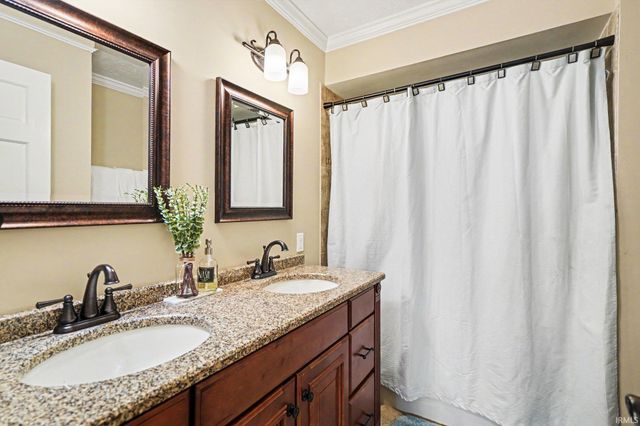 15190 Durham Way, Granger, IN 46530