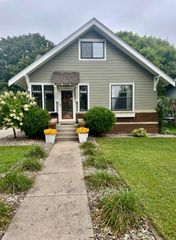622 Nicollet Avenue, North Mankato, MN 56003