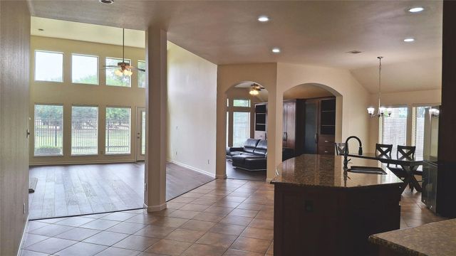 10615 Cortland Ridge Lane, Cypress, TX 77433