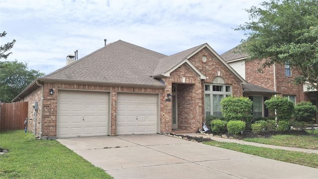 10615 Cortland Ridge Lane, Cypress, TX 77433