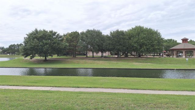 10615 Cortland Ridge Lane, Cypress, TX 77433