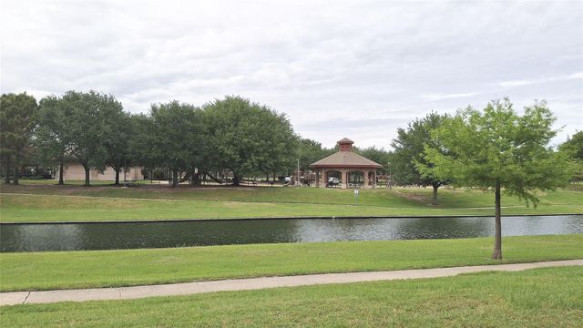 10615 Cortland Ridge Lane, Cypress, TX 77433