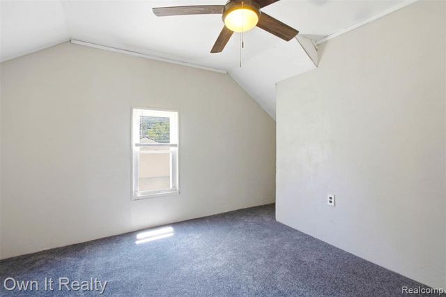 26546 Palmer Boulevard, Madison Heights, MI 48071