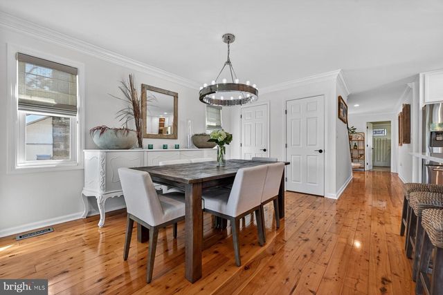 512 RIVERSIDE DR, Pasadena, MD 21122