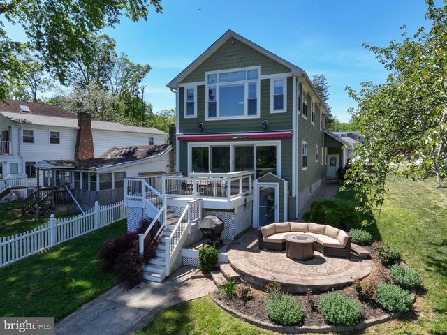 512 RIVERSIDE DR, Pasadena, MD 21122