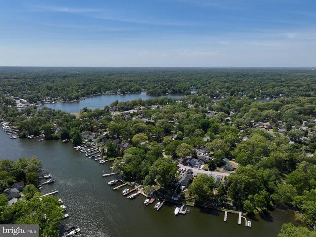 512 RIVERSIDE DR, Pasadena, MD 21122
