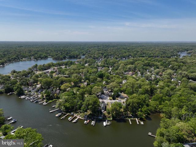 512 RIVERSIDE DR, Pasadena, MD 21122