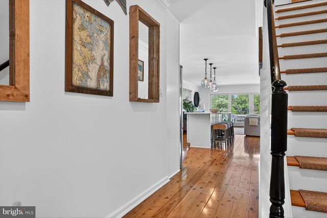 512 RIVERSIDE DR, Pasadena, MD 21122