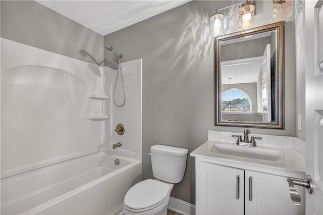 399 Palmer Place Lane NE, Ludowici, GA 31316