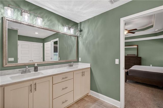 399 Palmer Place Lane NE, Ludowici, GA 31316