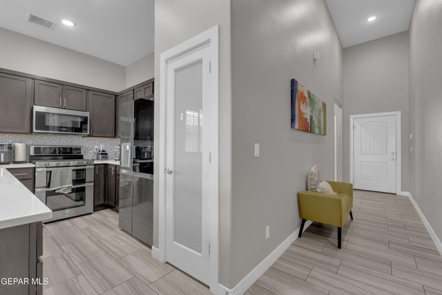 12830 Osmotherley Avenue, El Paso, TX 79928
