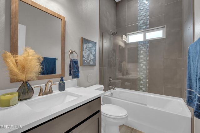 12830 Osmotherley Avenue, El Paso, TX 79928