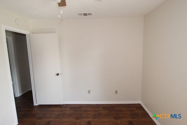 1011 N 4th Street, Copperas Cove, TX 76522