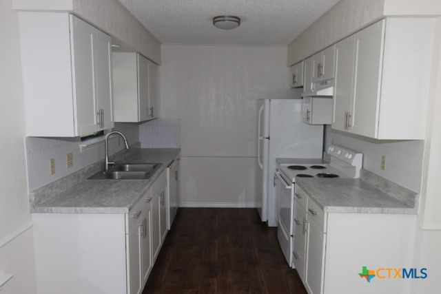 1011 N 4th Street, Copperas Cove, TX 76522