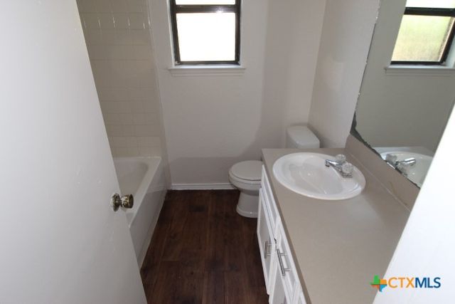 1011 N 4th Street, Copperas Cove, TX 76522