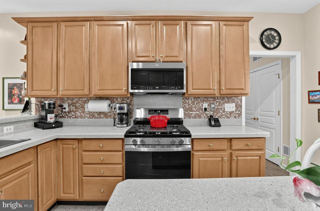 46 MATLACK DR, Voorhees, NJ 08043