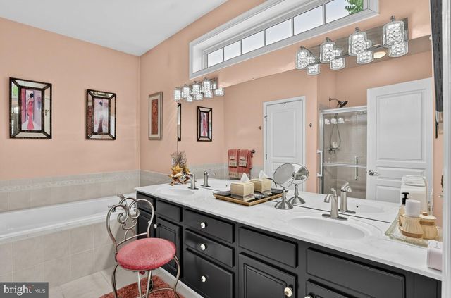 46 MATLACK DR, Voorhees, NJ 08043