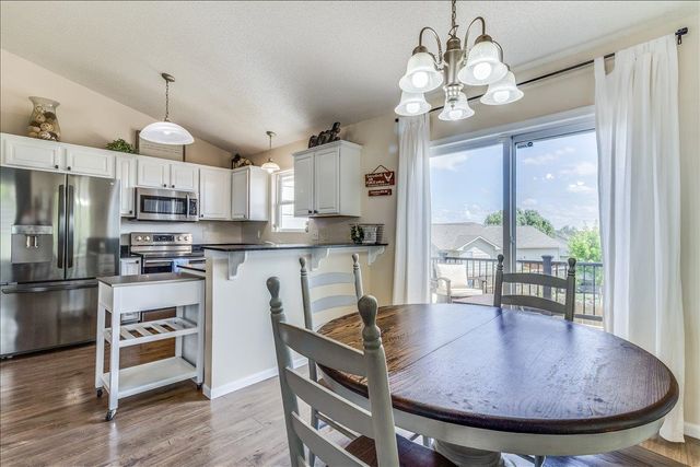 1956 E Glen Hills, Derby, KS 67037