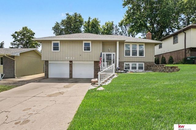 9641 Camden Avenue, Omaha, NE 68134