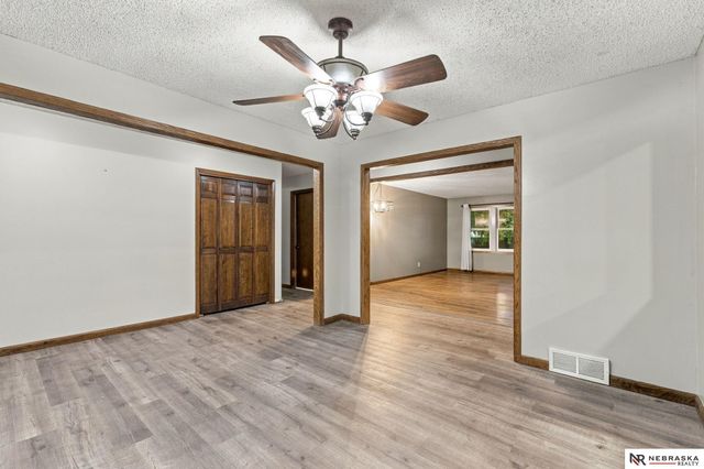 2450 N Ridge Road, Fremont, NE 68025