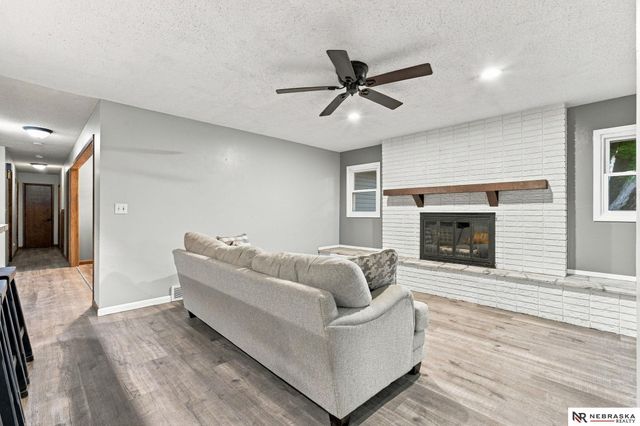 2450 N Ridge Road, Fremont, NE 68025