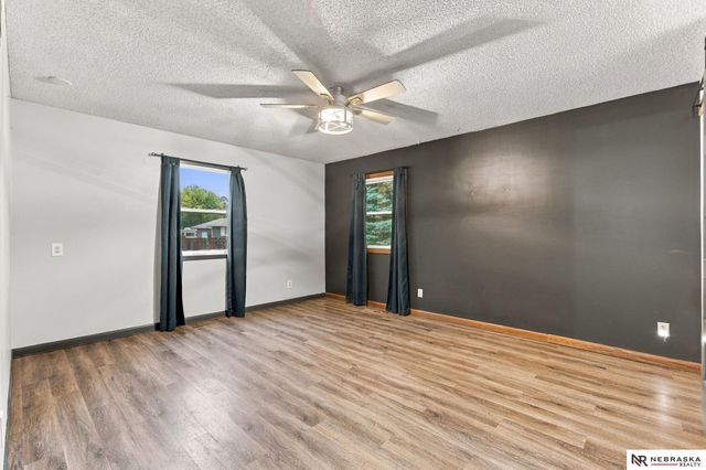 2450 N Ridge Road, Fremont, NE 68025