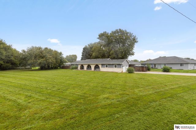 2450 N Ridge Road, Fremont, NE 68025