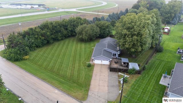 2450 N Ridge Road, Fremont, NE 68025