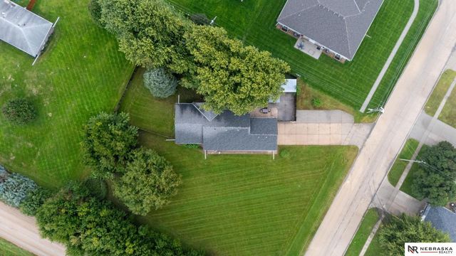 2450 N Ridge Road, Fremont, NE 68025