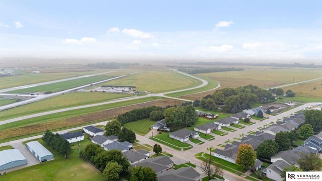2450 N Ridge Road, Fremont, NE 68025