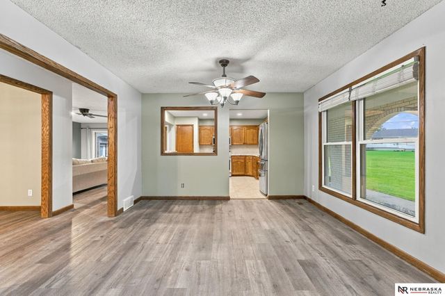 2450 N Ridge Road, Fremont, NE 68025