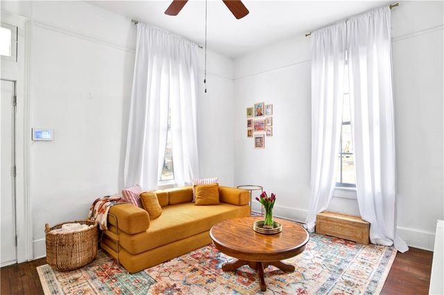 1015 Old Shell Road, Mobile, AL 36604