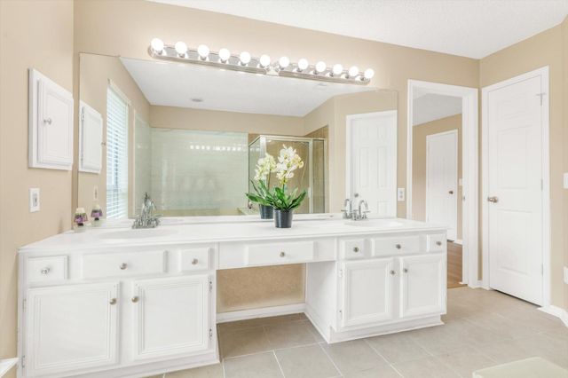 5635 Sage Manor Drive, Houston, TX 77084