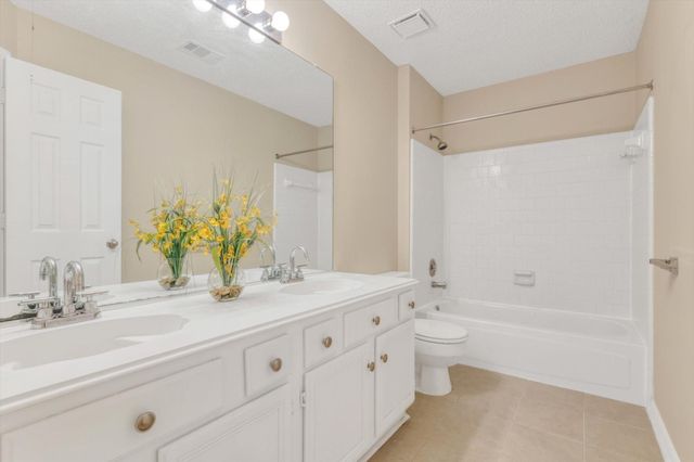 5635 Sage Manor Drive, Houston, TX 77084