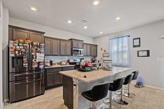 6044 HIDDEN PASSAGE Avenue, El Paso, TX 79924