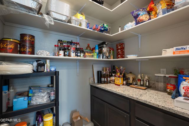 6044 HIDDEN PASSAGE Avenue, El Paso, TX 79924