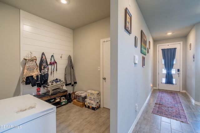 6044 HIDDEN PASSAGE Avenue, El Paso, TX 79924