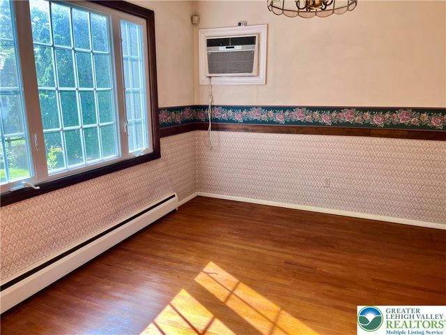 1307 Butternut Lane, Lower Macungie Twp, PA 18062