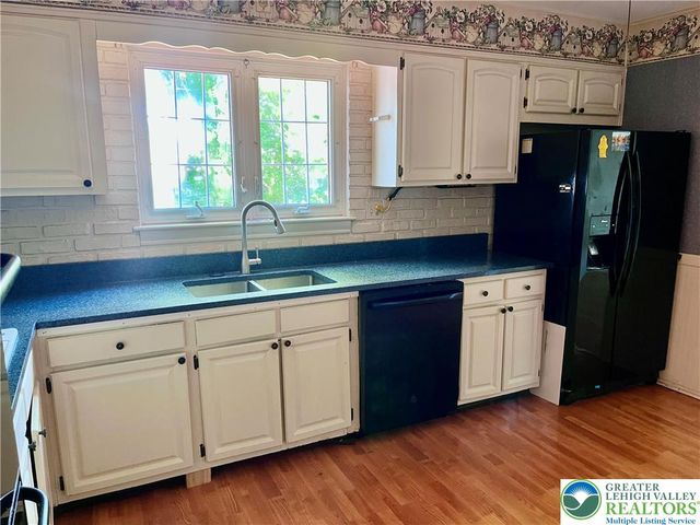 1307 Butternut Lane, Lower Macungie Twp, PA 18062